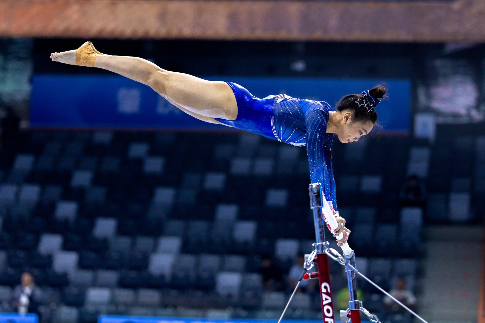 椰子：踢后卫让库普恢复信心；DV9受伤是戴维和奥蓬达的机会